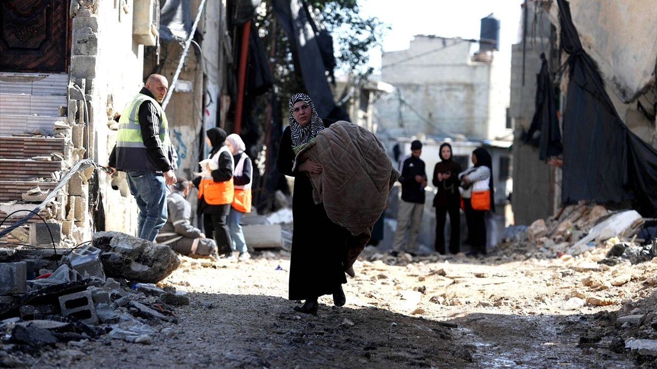 İsrail Ordusu, Batı Şeria'da 11 Evi Yıkacağını Bildirdi