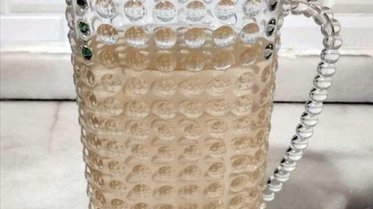 İstanbul'da Musluklardan Kirli Su Akışı, Vatandaşları Rahatsız Etti