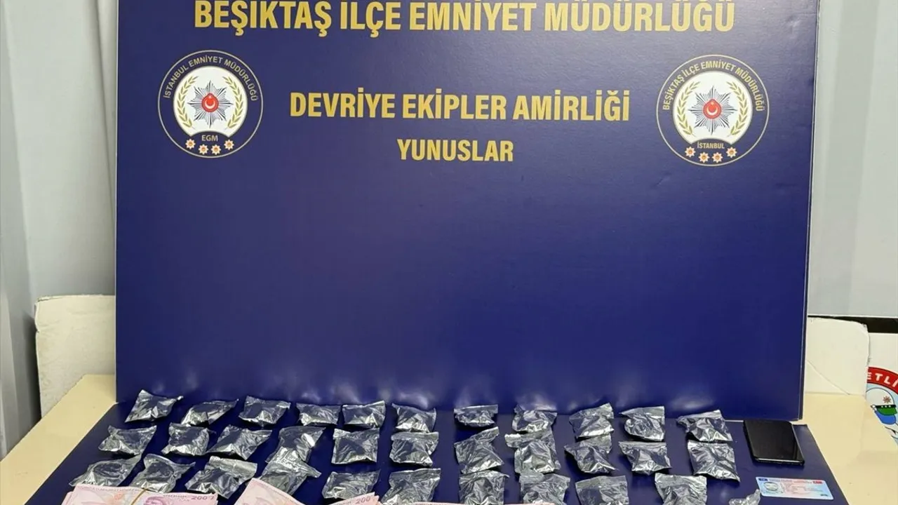 İstanbul'da Uyuşturucu Operasyonu: Gizli Bölmede 32 Parça Madde Ele Geçirildi