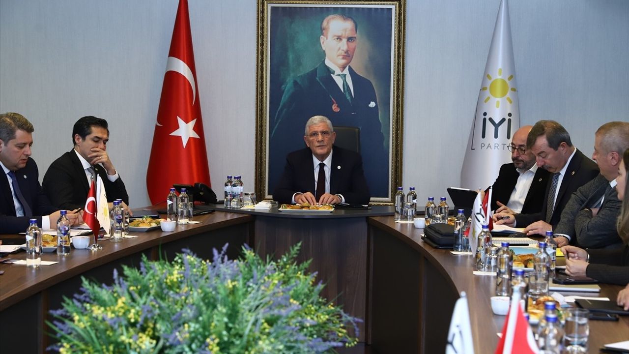 İYİ Parti Başkanlık Divanı Toplandı