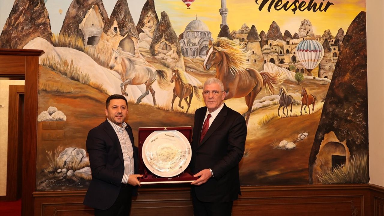 İYİ Parti Genel Başkanı Dervişoğlu, Nevşehir Belediyesini Ziyaret Etti