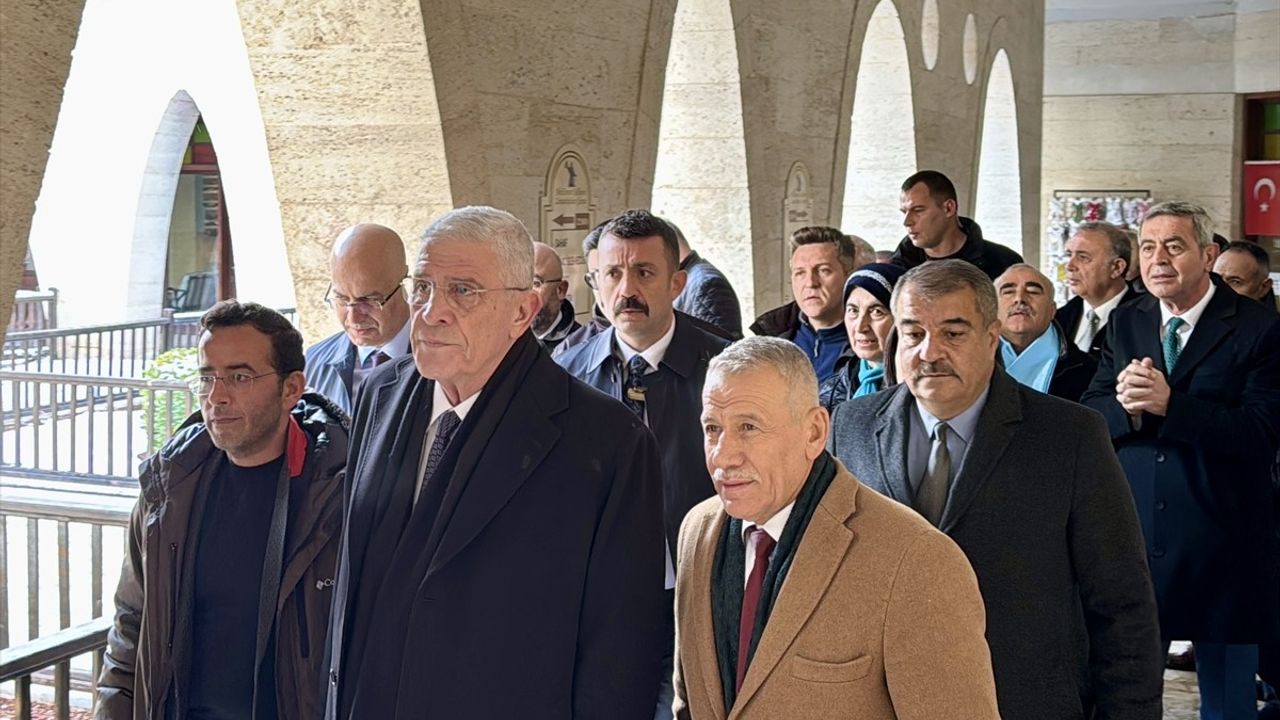 İYİ Parti Genel Başkanı Müsavat Dervişoğlu Kırşehir'de Ziyaretlerde Bulundu