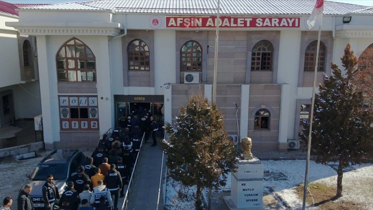 Kahramanmaraş'ta Silahlı Suç Örgütüne Yönelik Operasyonda 28 Zanlı Yakalandı