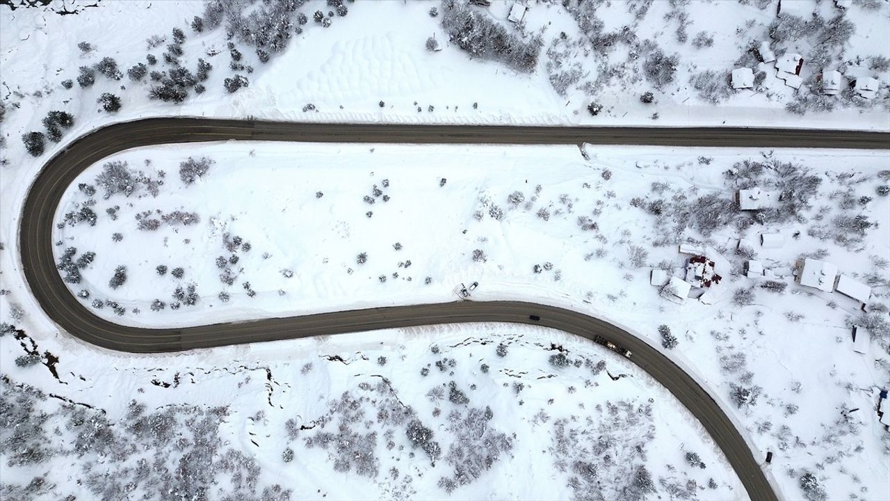 Kastamonu’nun Ersizlerdere Kanyonu Tabiat Parkı’nda Kış Manzaraları