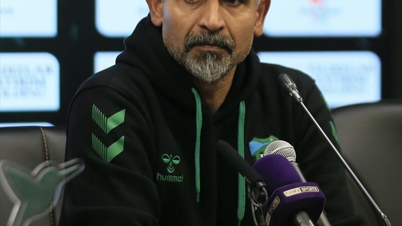 Kocaelispor, Amed Sportif Faaliyetler'i 1-0 Yendi: Teknik Direktörlerin Yorumları