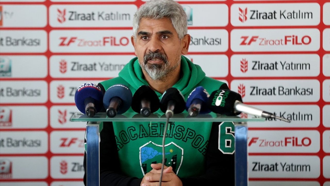 Kocaelispor Teknik Direktörü İsmet Taşdemir, Kırklarelispor Maçını Değerlendirdi