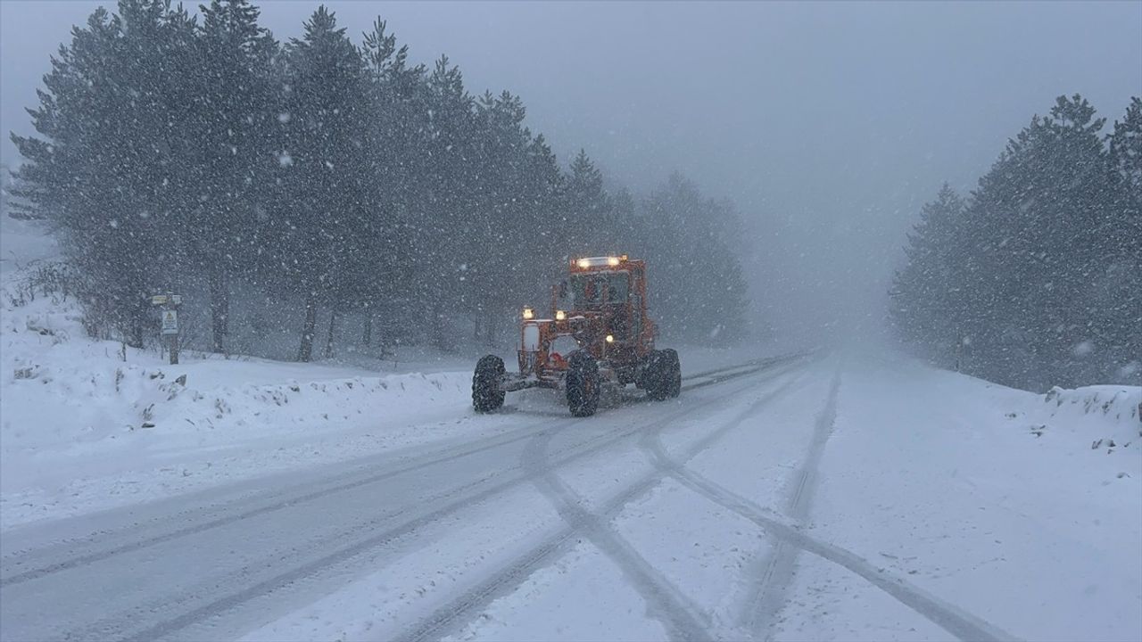 Kocayayla Geçidi, ağır tonajlı araç trafiğine kapatıldı