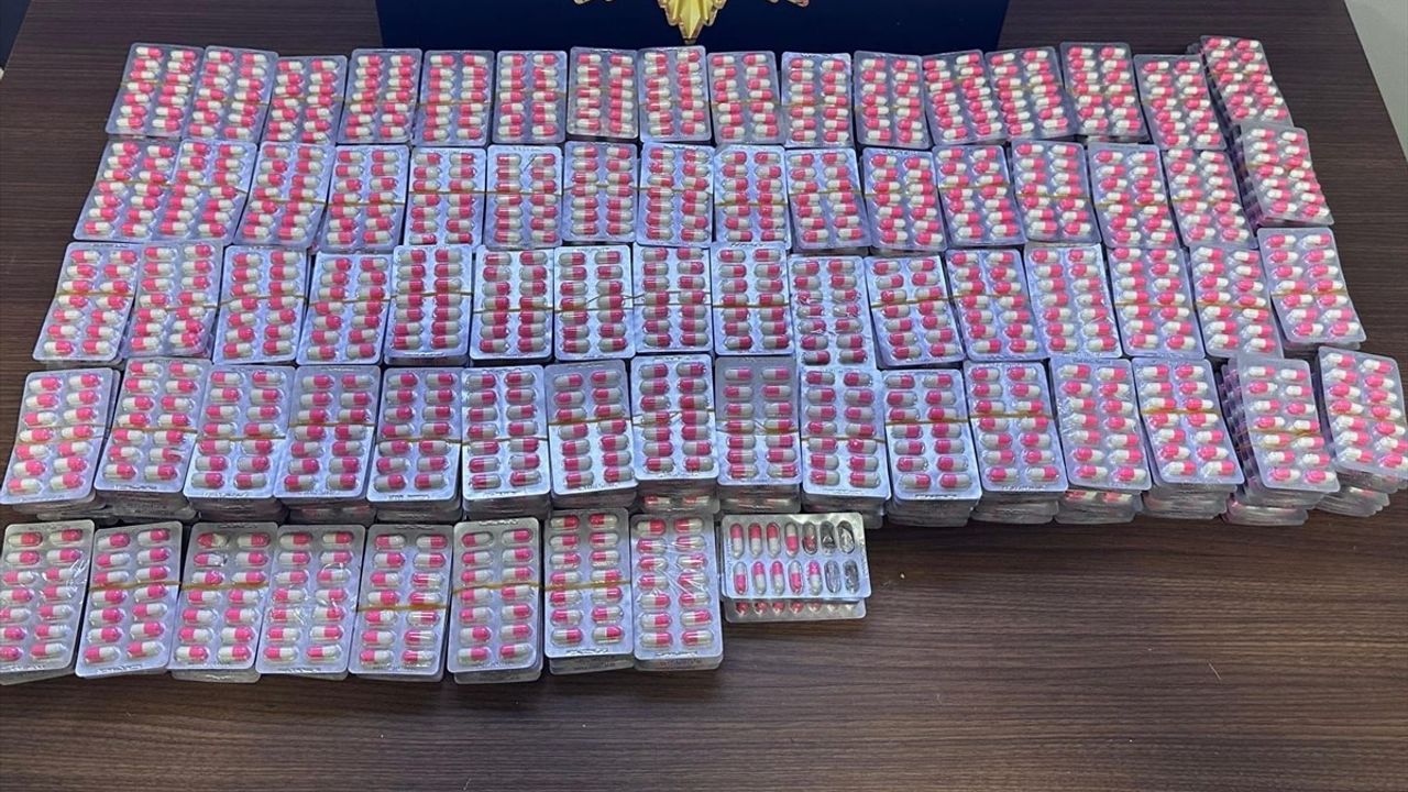 Konya'da Uyuşturucu Operasyonunda 12 Şüpheli Gözaltına Alındı