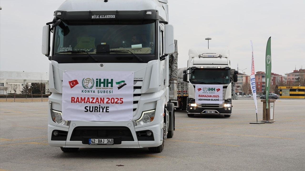 Konya'dan Suriye ve Deprem Bölgesine 8 Tır İnsani Yardım Gönderildi