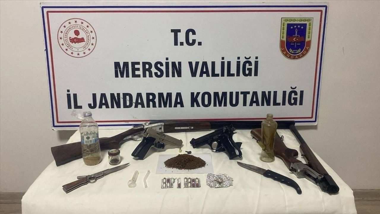 Mersin'de Uyuşturucu Operasyonu: 3 Zanlı Tutuklandı