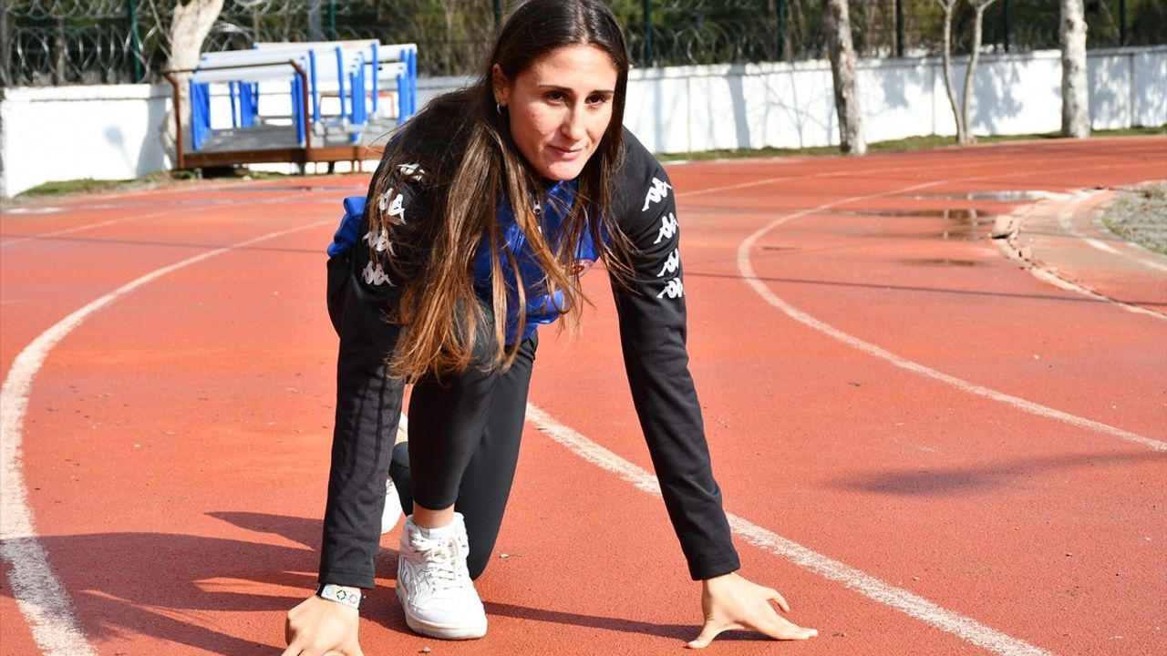 Milli Atlet Ruken Tek, Vallagarina Uluslararası Kros Yarışması'nda Birinci Oldu