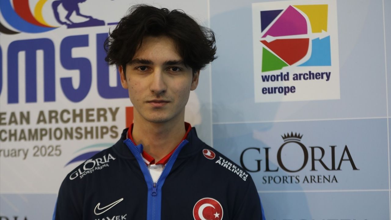 Milli Okçular, 2025 Avrupa Salon Okçuluk Şampiyonası'nda Altın Madalya Peşinde