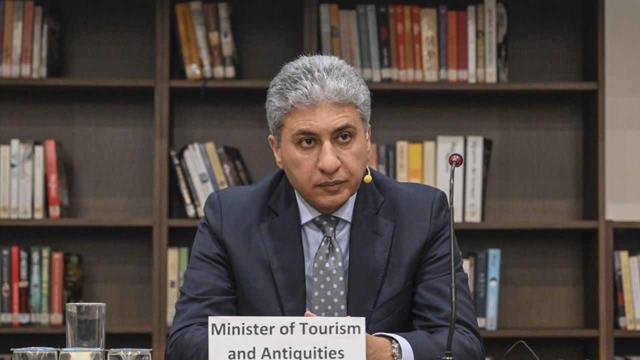 Mısır Turizm Bakanı Fethi: Türkiye'den Gelen Turist Sayısında Yüzde 40 Artış