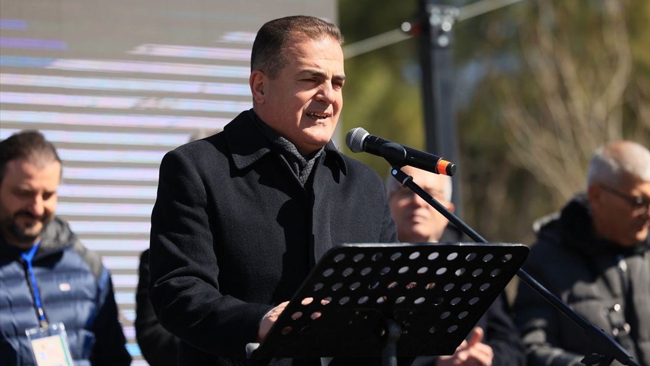 Muğla'da 7. Hamsi Şöleni'nde 5 Ton Hamsi İkram Edildi