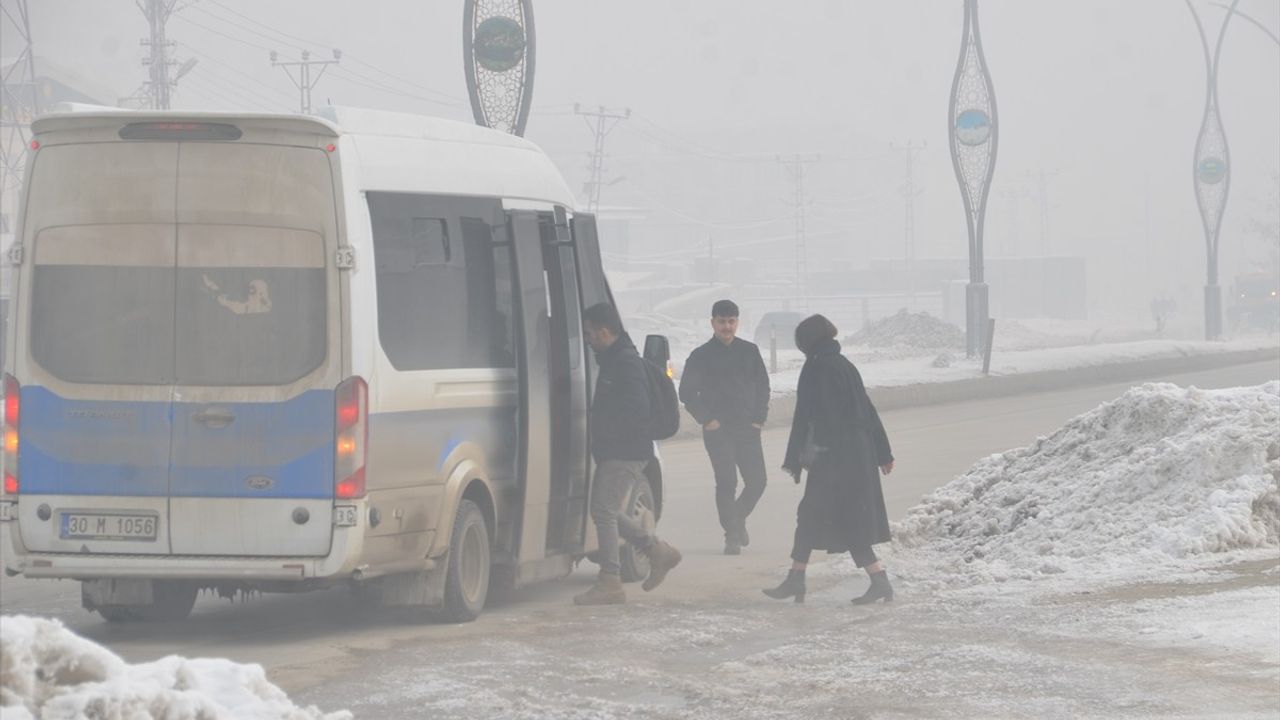Muş ve Hakkari'de Olumsuz Hava Koşulları Nedeniyle Ulaşım Sorunları