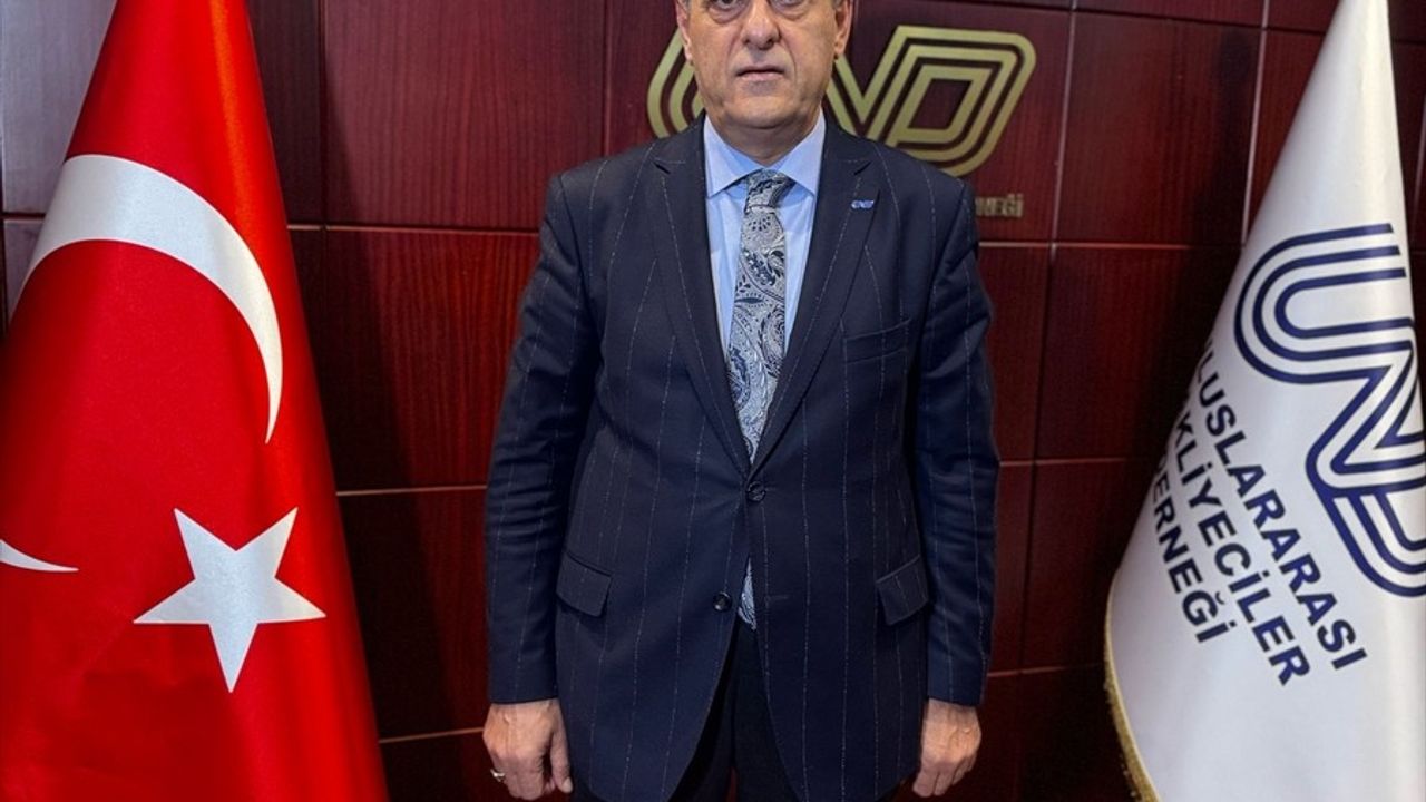 Nakliyeciler Suriye'ye Sefer Sayısında İki Kat Artış Bekliyor