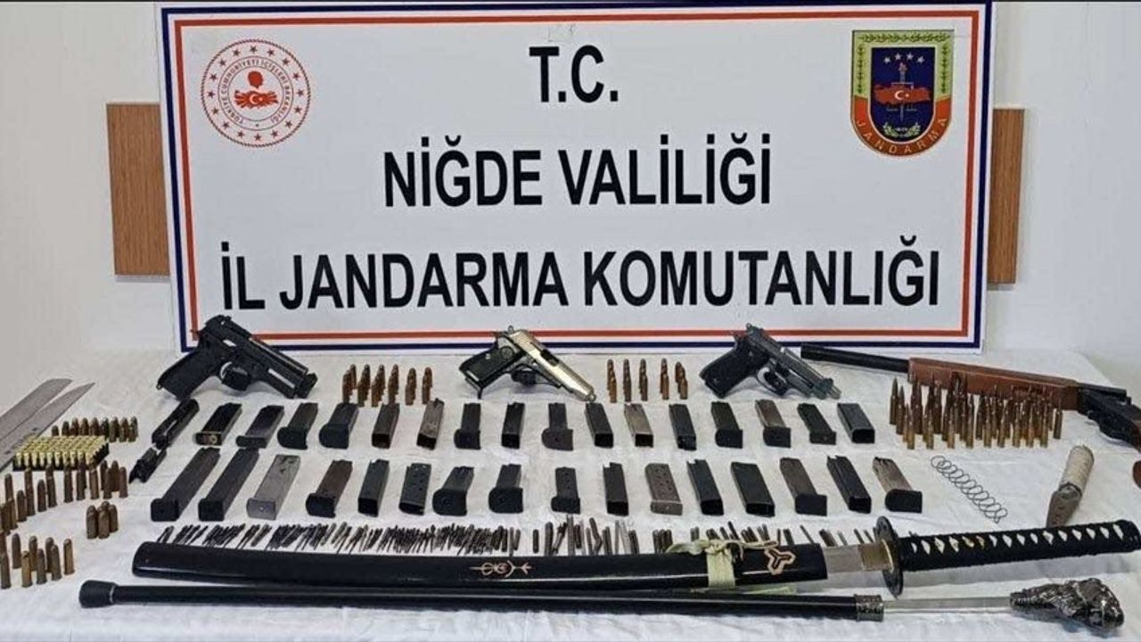 Niğde'de Yasa Dışı Silah Ticareti Operasyonu: 1 Kişi Gözaltına Alındı