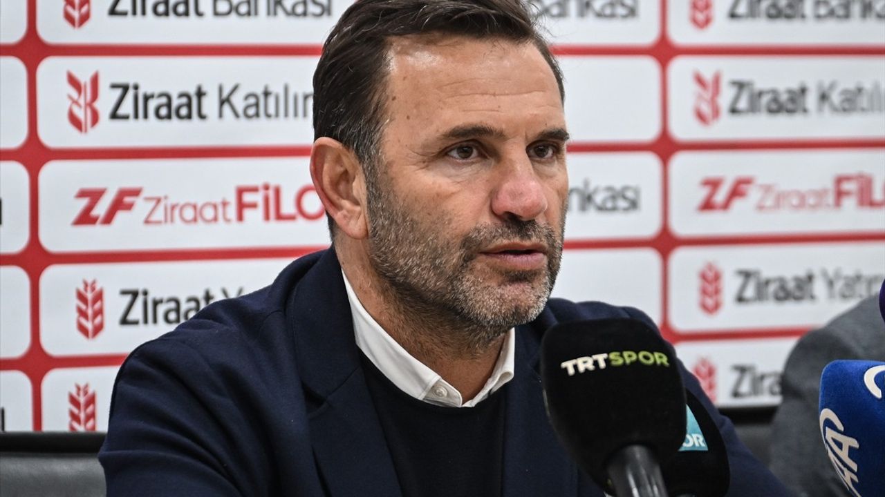 Okan Buruk'tan Boluspor Maçı Değerlendirmesi: "Güzel Bir Akşam Geçirdik"