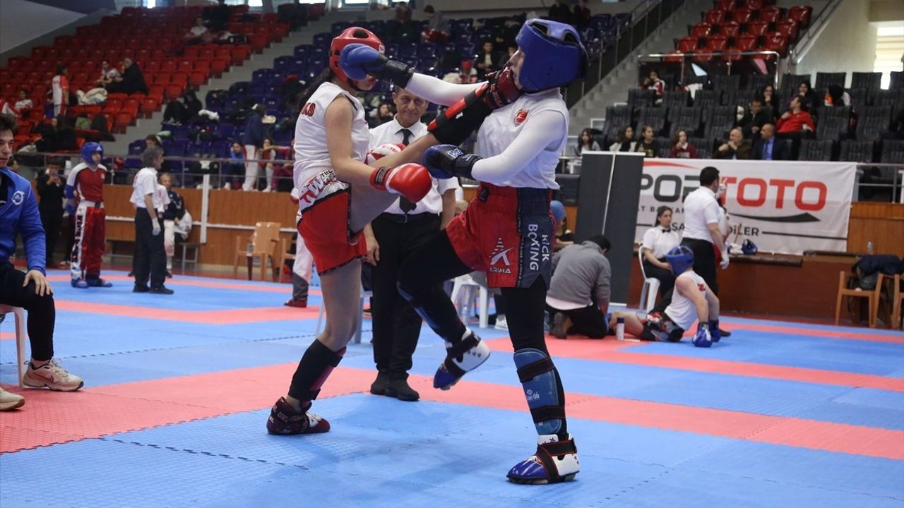 Ordu'da Türkiye Okul Sporları Gençler Kick Boks Şampiyonası Sona Erdi