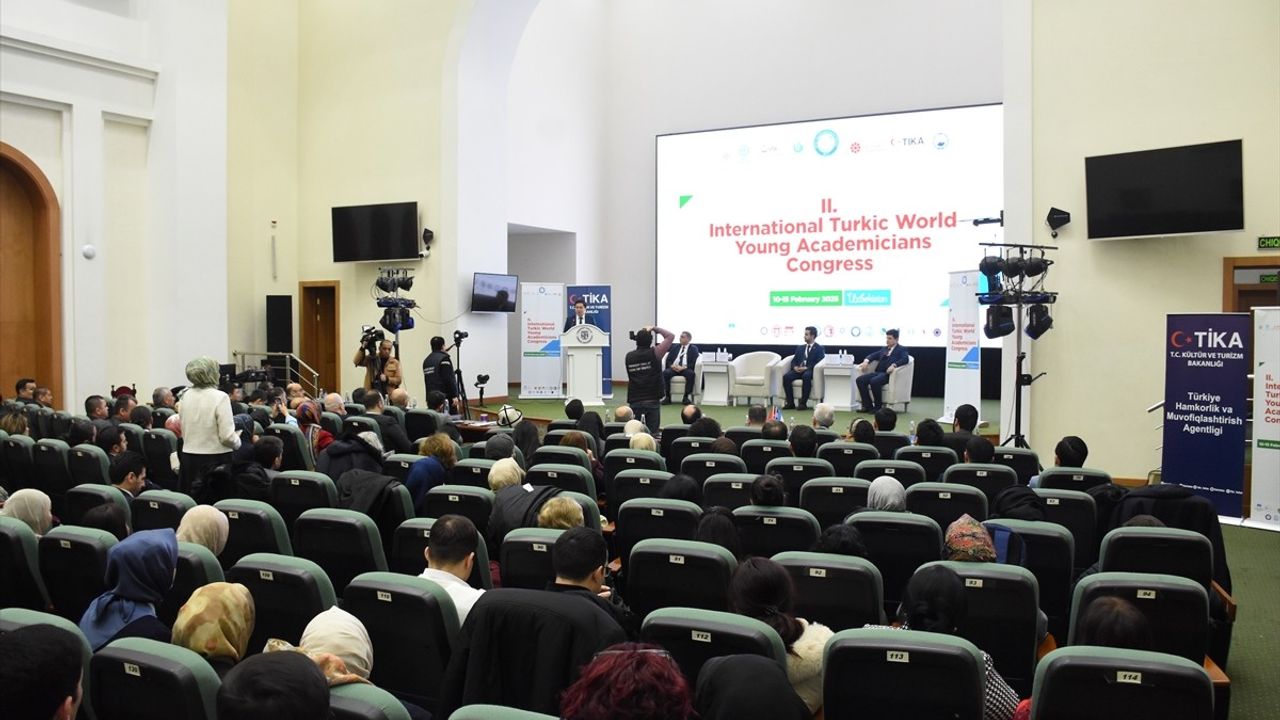 Özbekistan'da 2. Uluslararası Türk Dünyası Genç Akademisyenler Kongresi Başladı