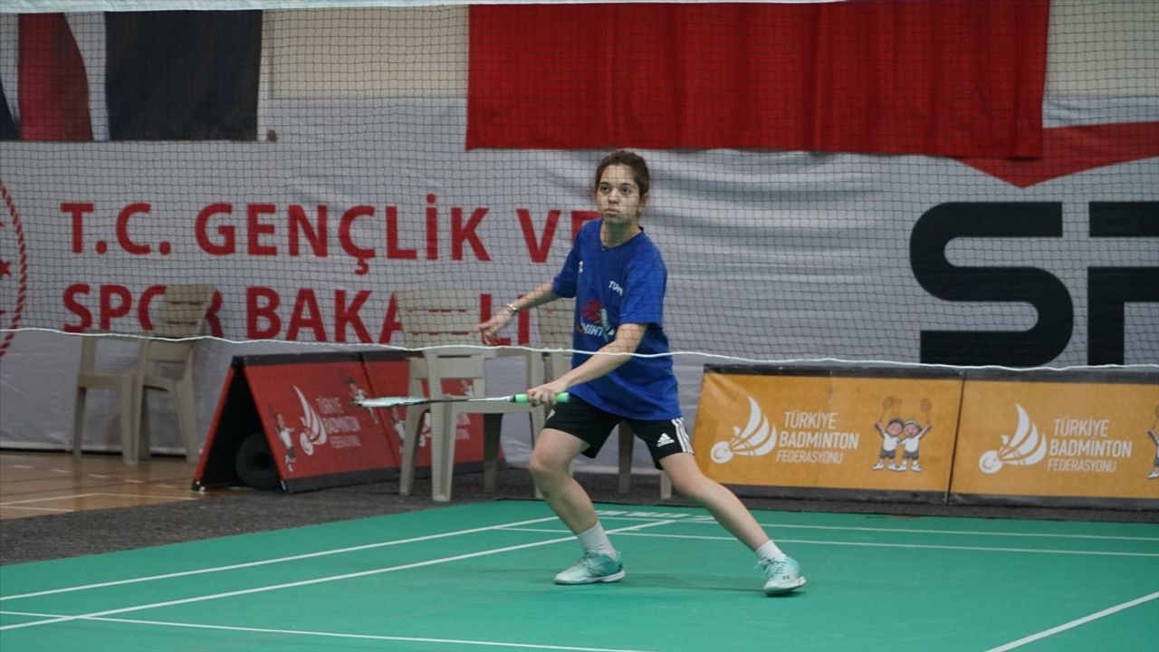Para Badminton Milli Sporcusu Tuğçe Çelik, 2028 Olimpiyatları'na Hazırlanıyor