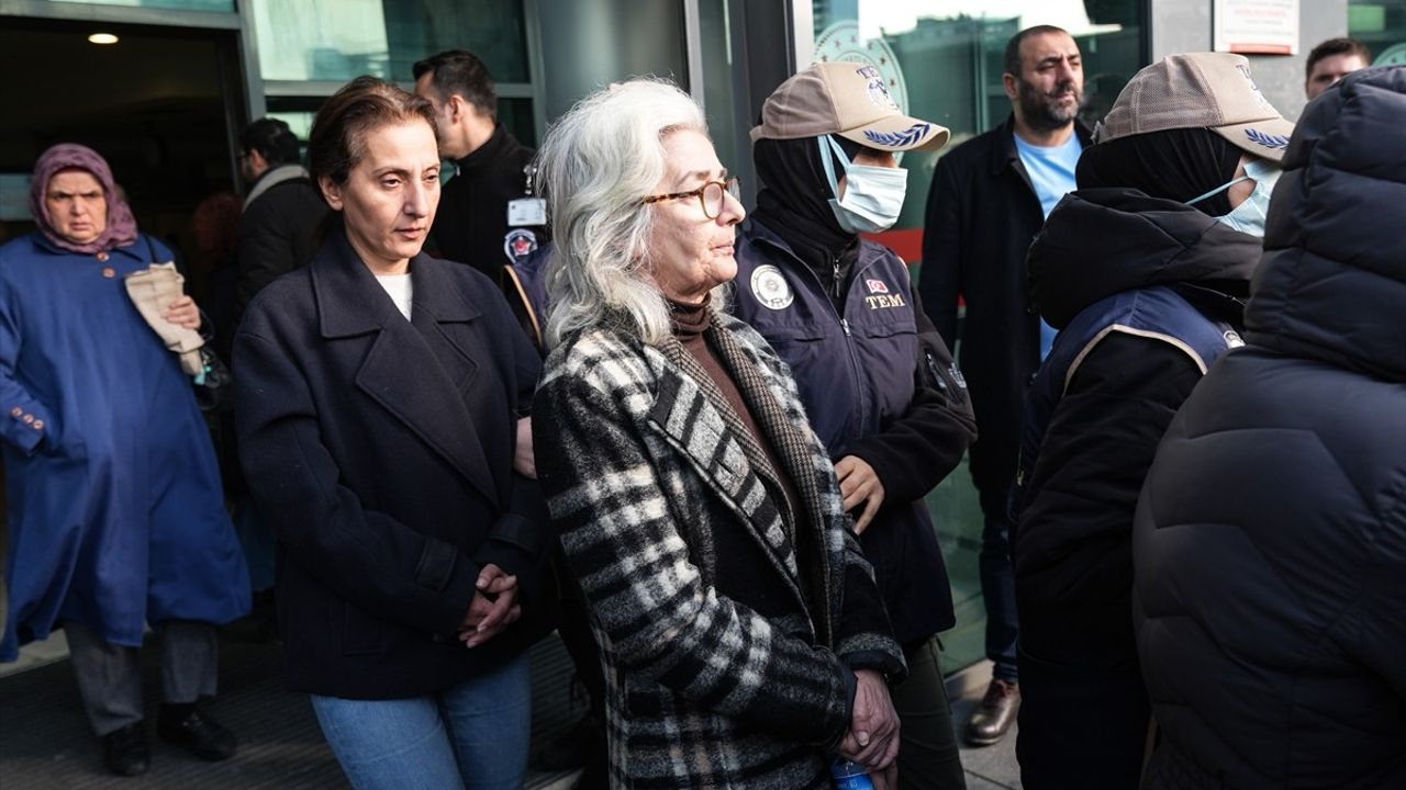 PKK/KCK Operasyonunda Belediye Başkan Yardımcıları ve Meclis Üyeleri Adliyeye Sevk Edildi