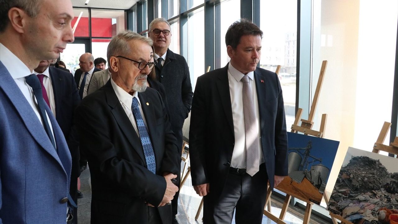 Prof. Dr. Naci Görür, Bursa'yı Depreme Dirençli Hale Getirme Çağrısında Bulundu