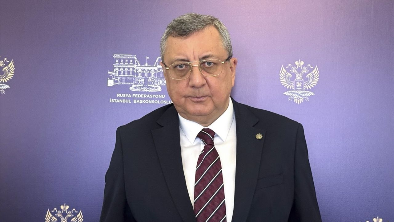 Rusya'nın İstanbul Başkonsolosu Buravov, Trump-Putin Görüşmesini Barış İçin Önemli Bir Adım Olarak Değerlendirdi