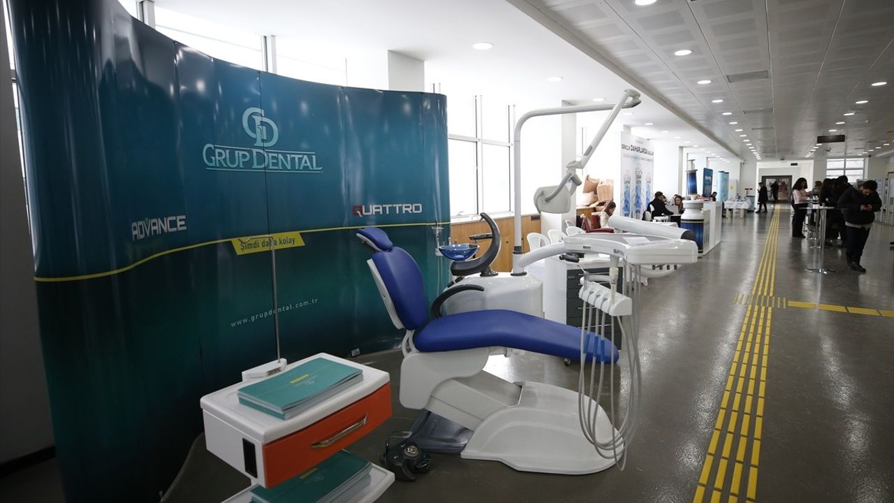 Sakarya'da Ağız ve Diş Sağlığı Kongresi Başladı