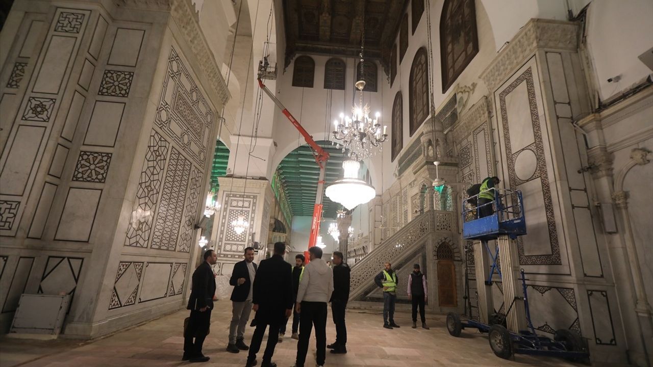 Şam'daki Emevi Camisi'nde Bakım ve Onarım Çalışmaları Başlatıldı