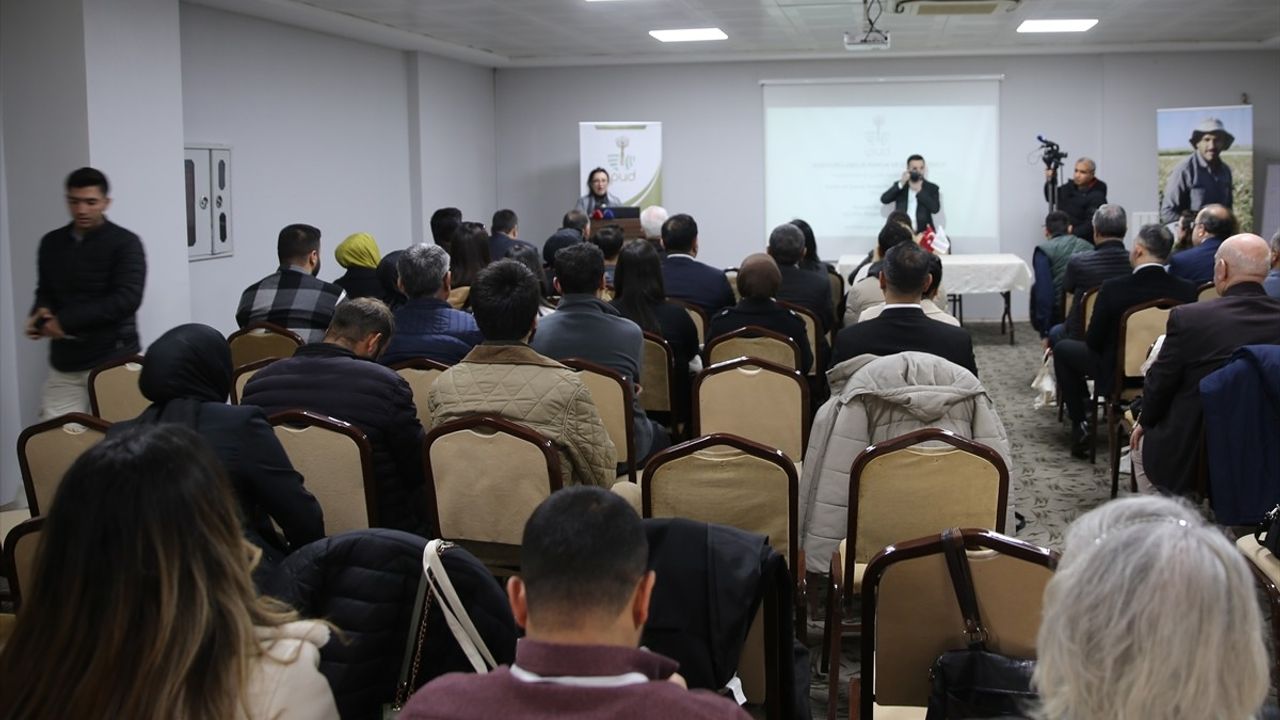 Şanlıurfa'da Sürdürülebilir Pamuk ve Çevre Zirvesi Düzenlendi