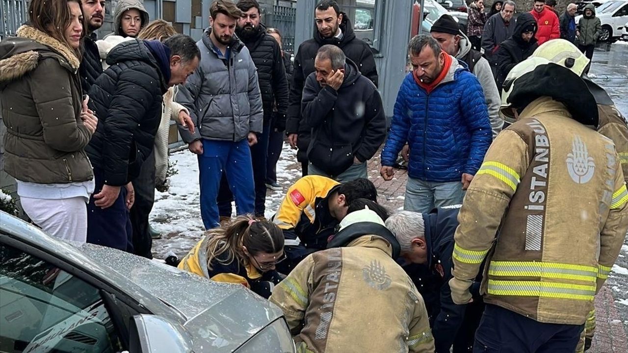 Sarıyer'de Otomobilin Çarptığı Yaya Hayatını Kaybetti