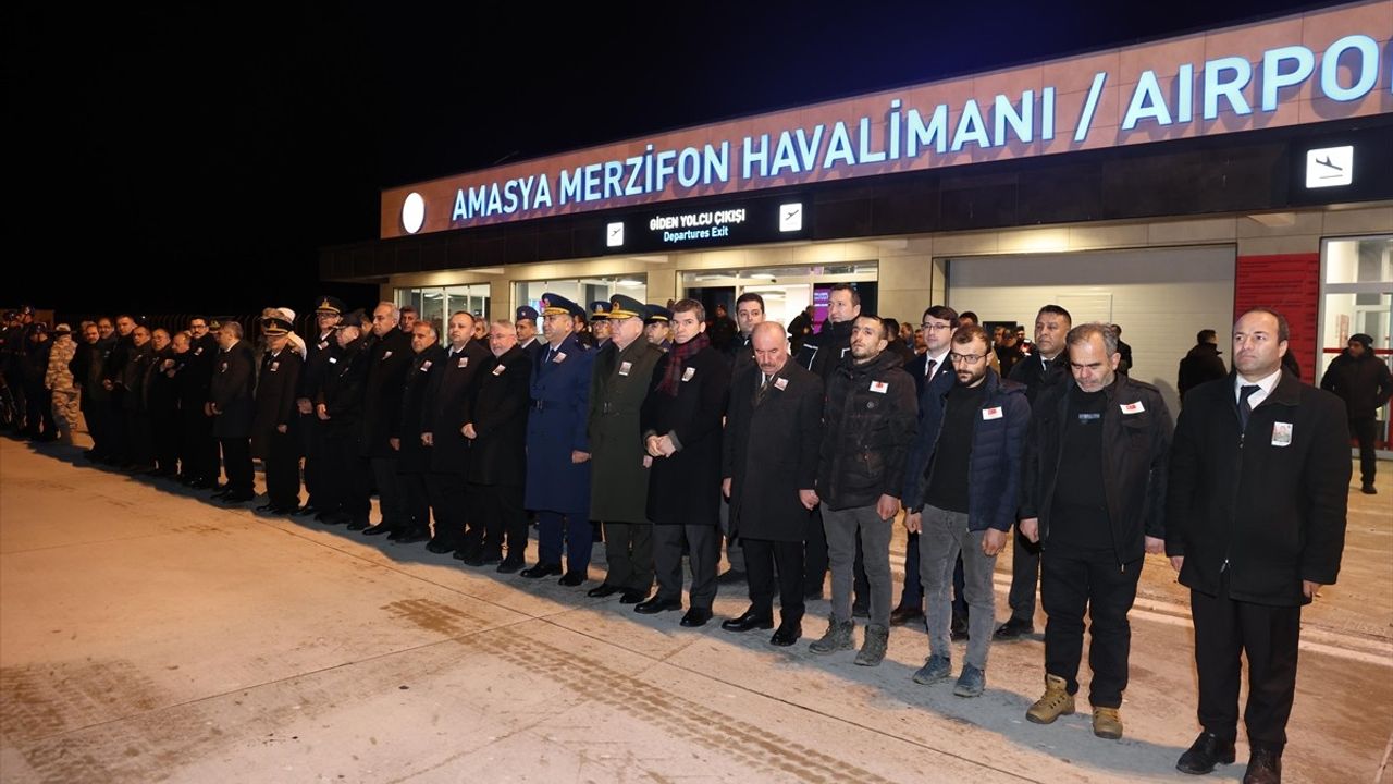 Şehit Piyade Sözleşmeli Er Mustafa Uslu'nun Cenazesi Amasya'ya Getirildi