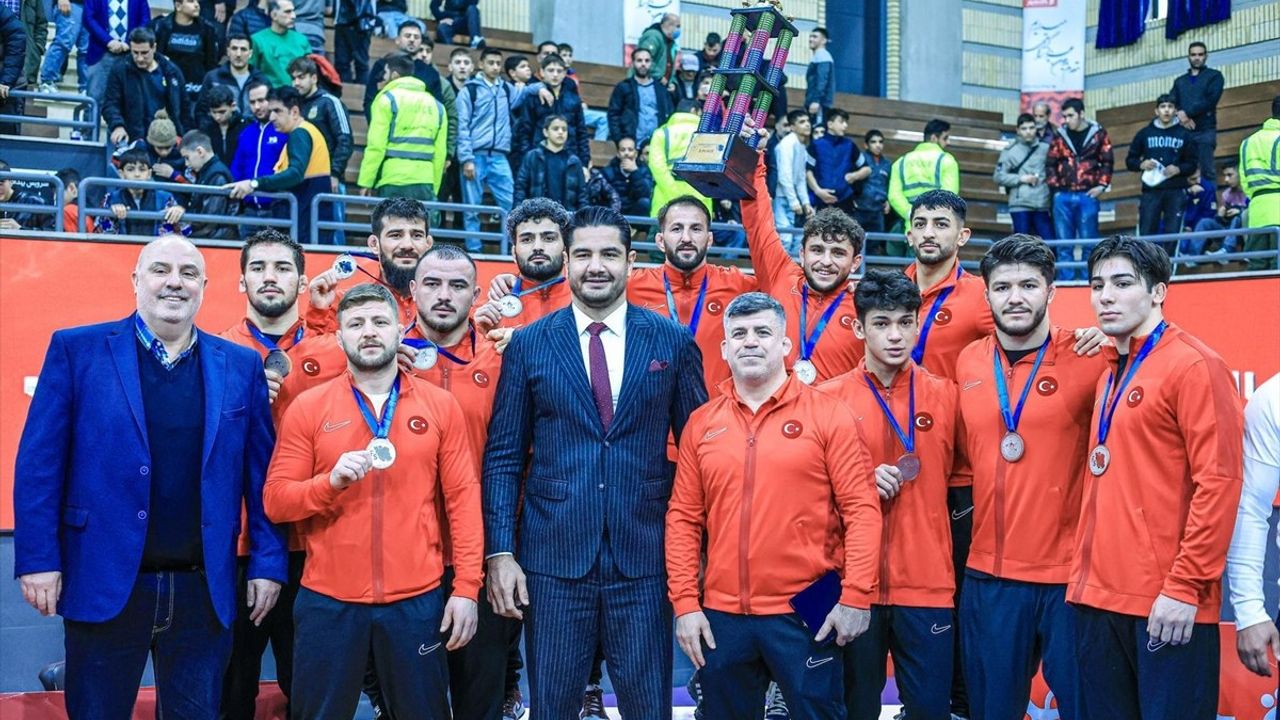 Serbest Güreş Milli Takımı, Dünya Kulüpler Kupası'nda Gümüş Madalya Kazandı