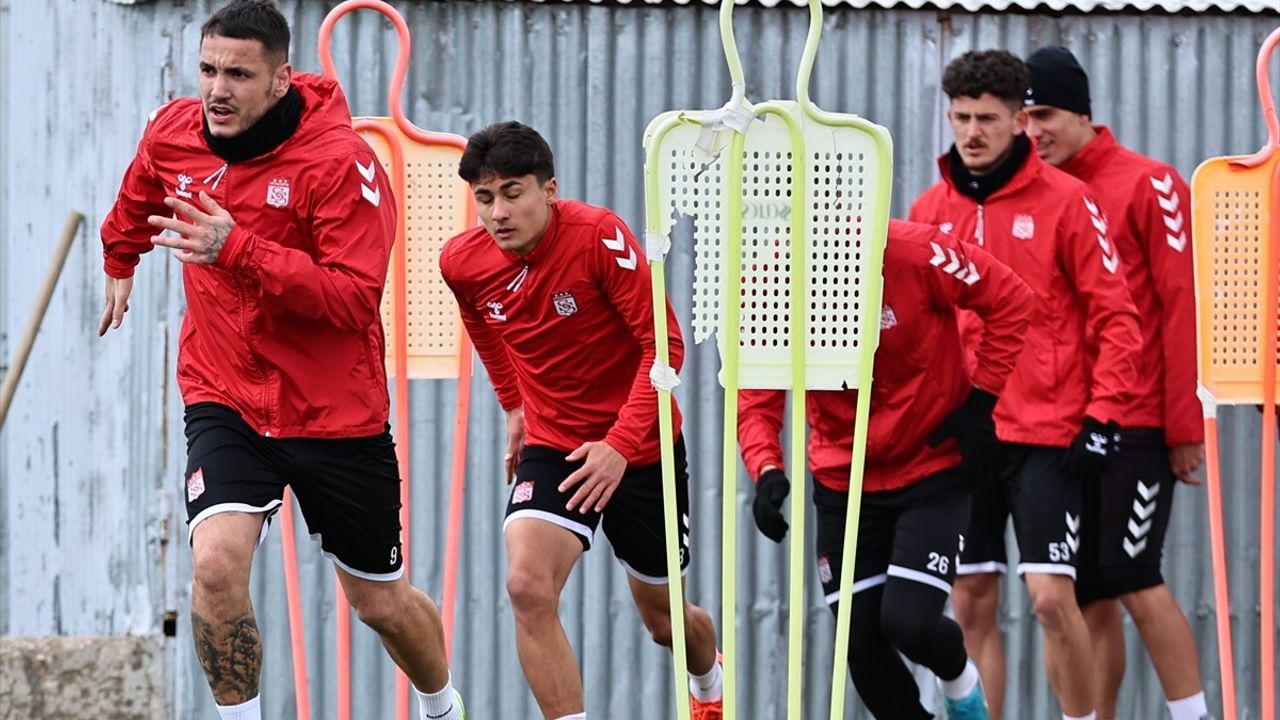 Sivasspor, Başakşehir Maçı İçin Hazırlıklarına Devam Ediyor