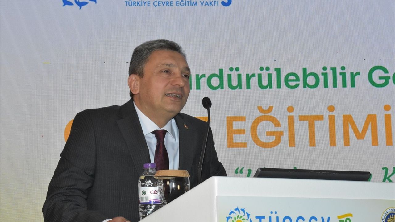 Sürdürülebilir Gelecek İçin Çevre Eğitimi Kongresi Antalya'da Başladı