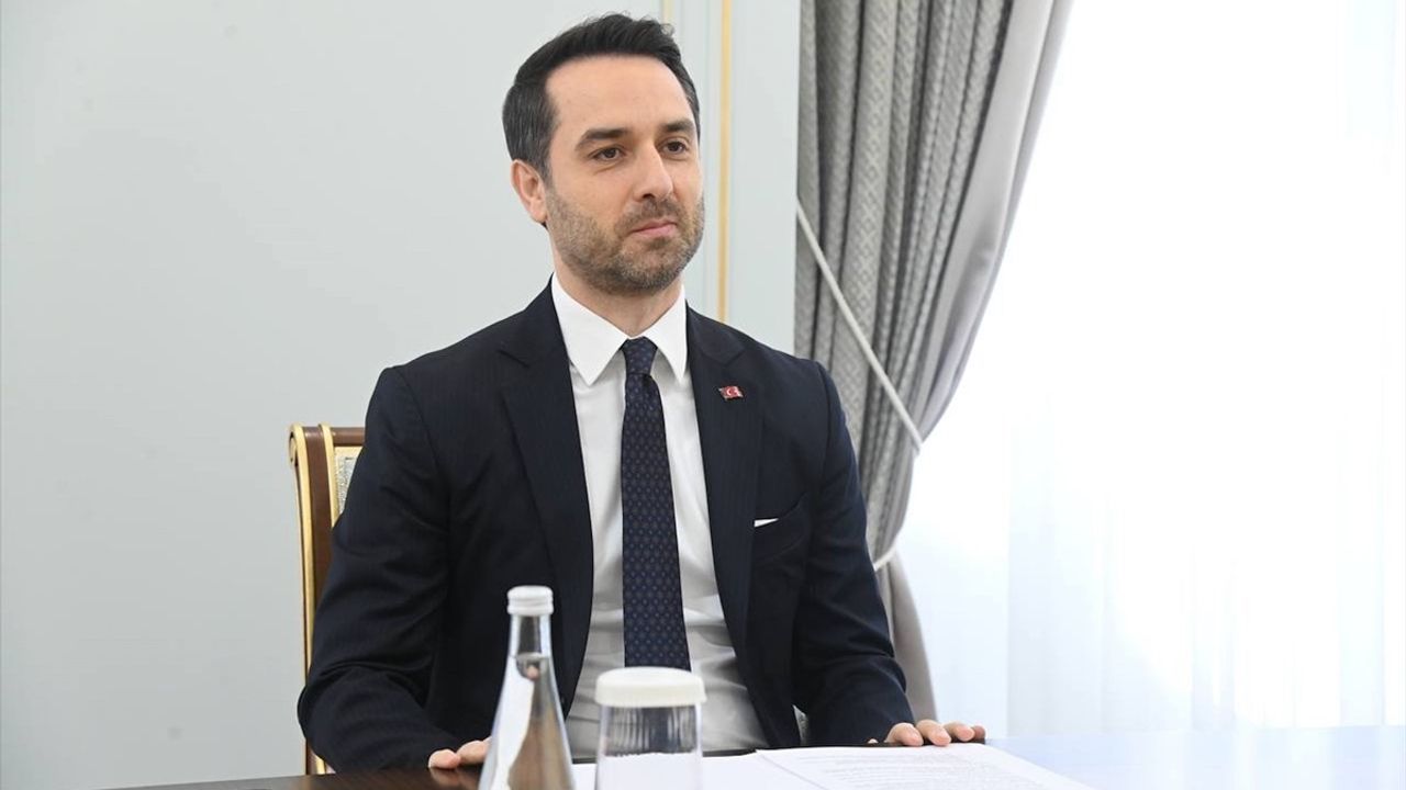 Taşkent Büyükelçisi Ufuk Ulutaş, Güven Mektubunu Sunarak Göreve Başladı