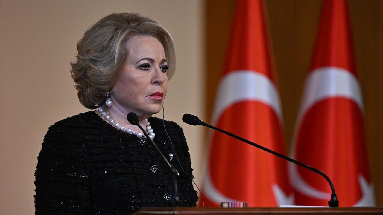 TBMM Başkanı Kurtulmuş, Rusya Federasyon Konseyi Başkanı Matviyenko ile ortak basın toplantısı düzenledi