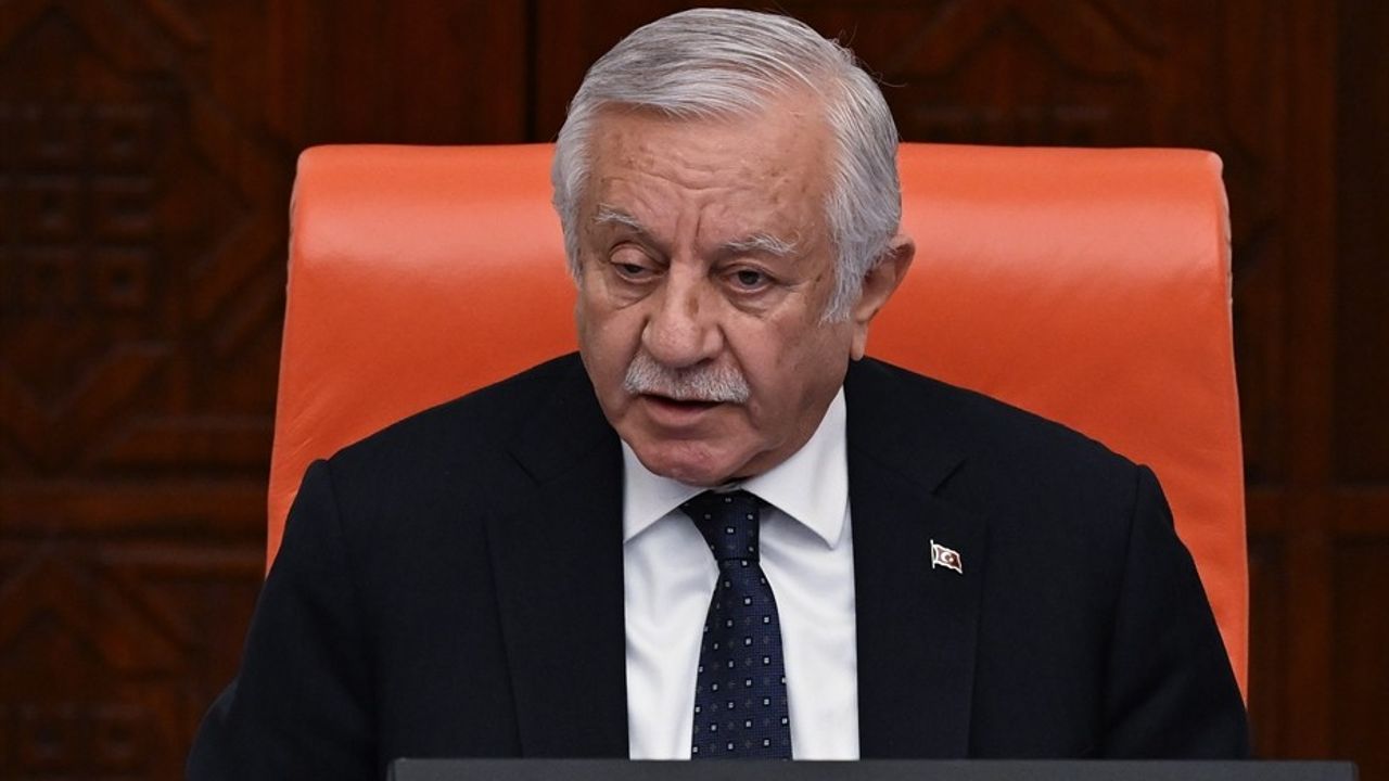 TBMM Genel Kurulu'nda Celal Adan'dan Devlet Bahçeli'ye Övgüler