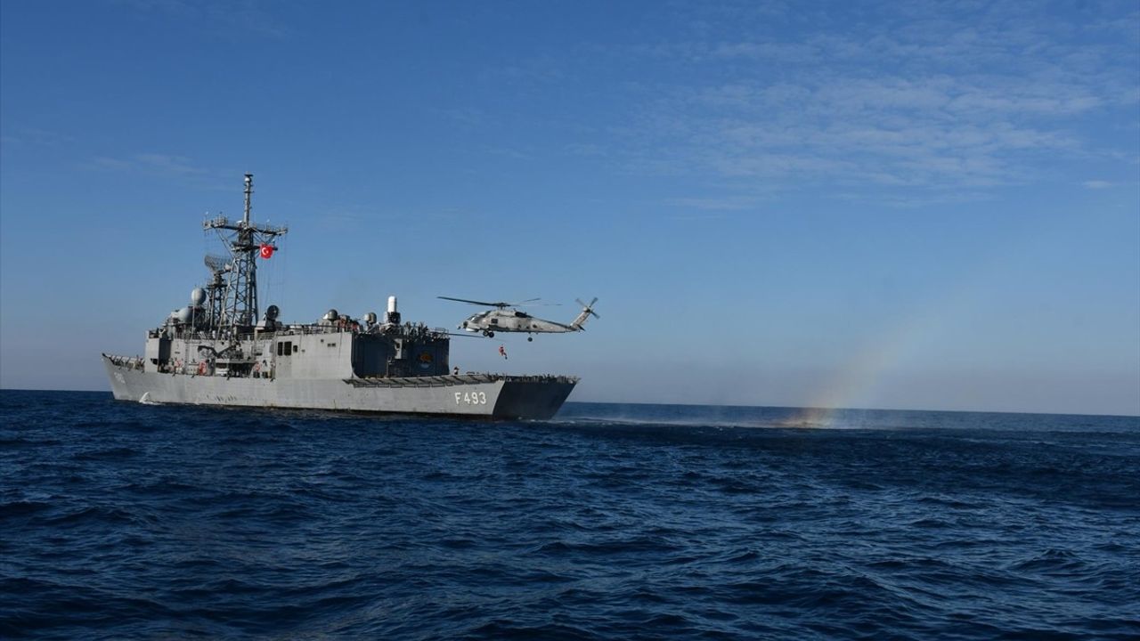 TCG Gelibolu Fırkateyni, Libya Açıklarında Eğitim Faaliyetleri Gerçekleştirdi