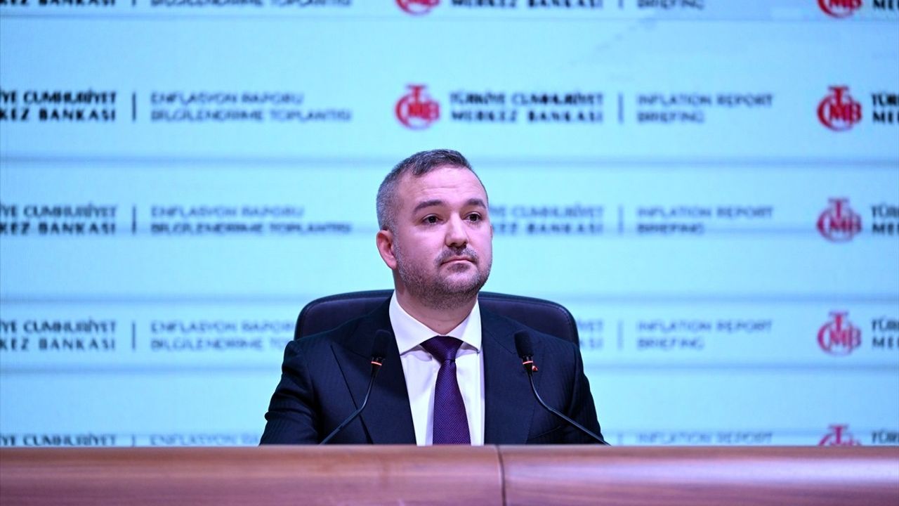 TCMB Başkanı Fatih Karahan Enflasyon ve Faiz İndirimleri Üzerine Açıklamalarda Bulundu