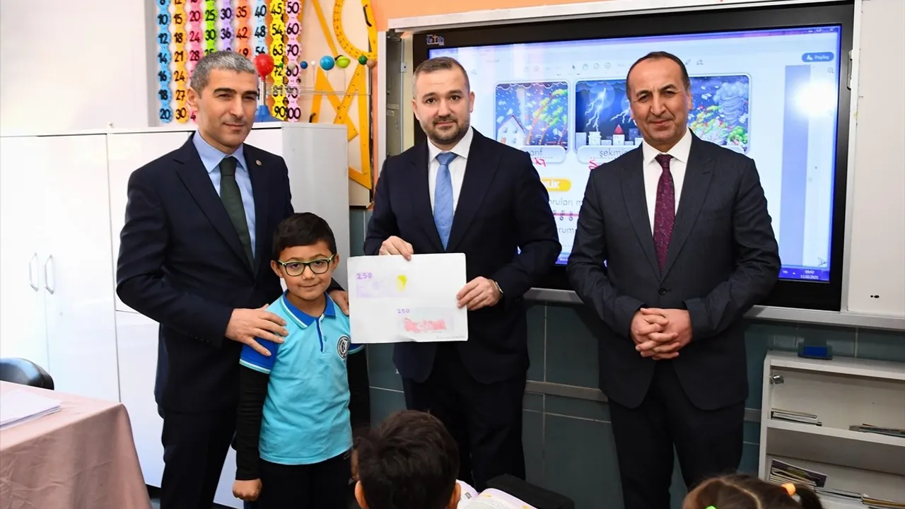 TCMB Başkanı Karahan'dan Fiyat İstikrarı Vurgusu