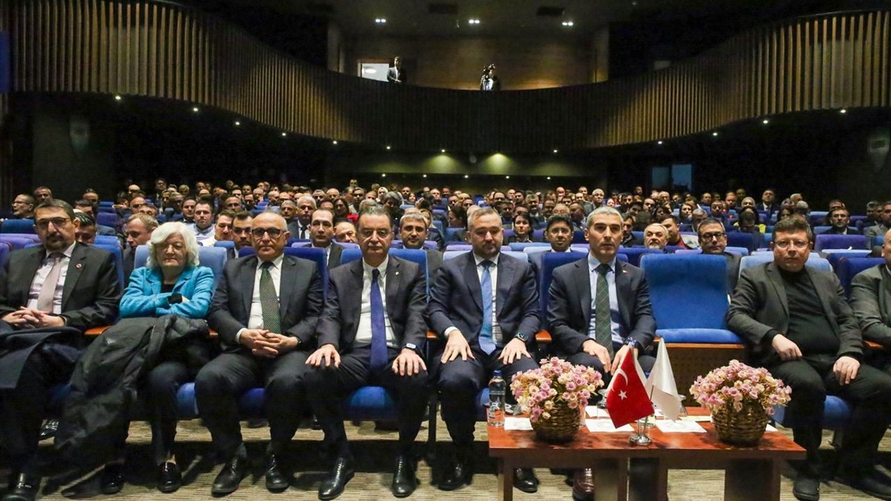 TCMB Başkanı Karahan, Uşak'ta İş Dünyası ile Buluştu