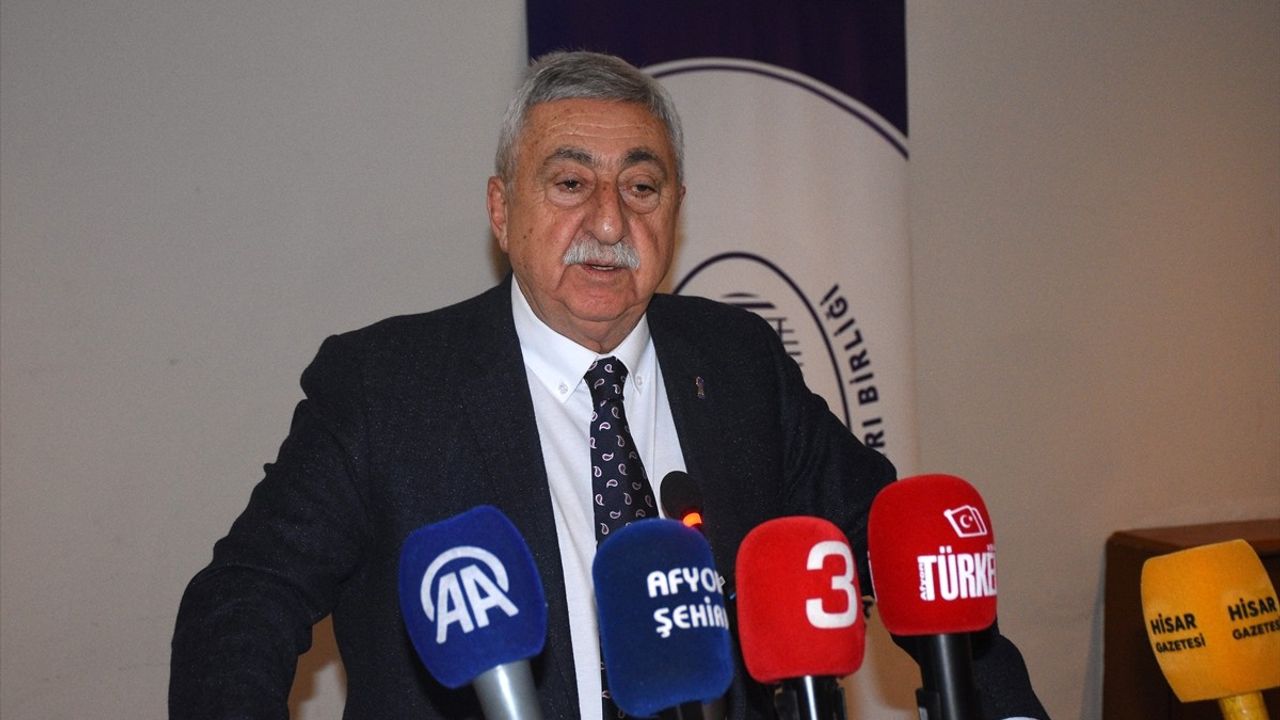 TESK Başkanı Bendevi Palandöken, Afyonkarahisar'da Esnaflarla Buluştu