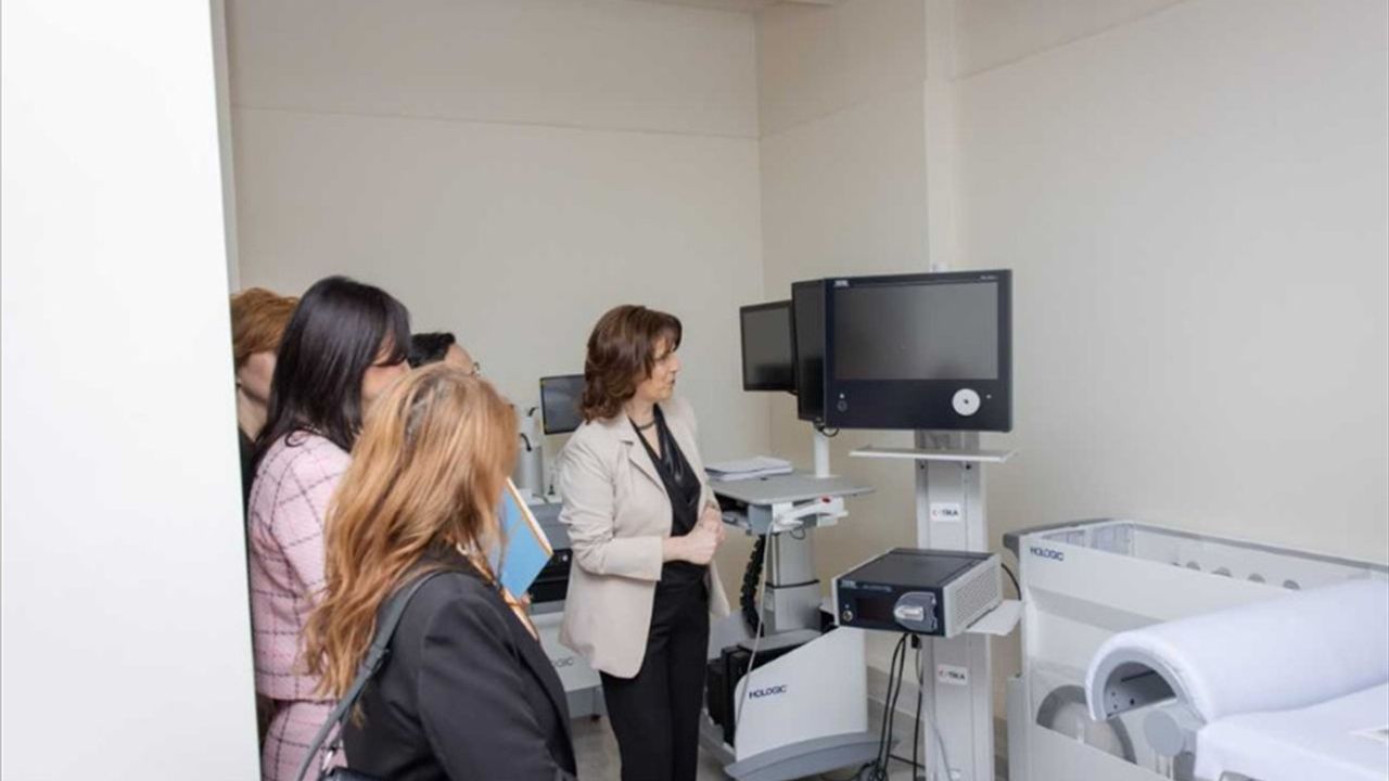 TİKA, Gürcistan Milli Kanser Tarama Merkezi'ne Tıbbi Destek Sağladı