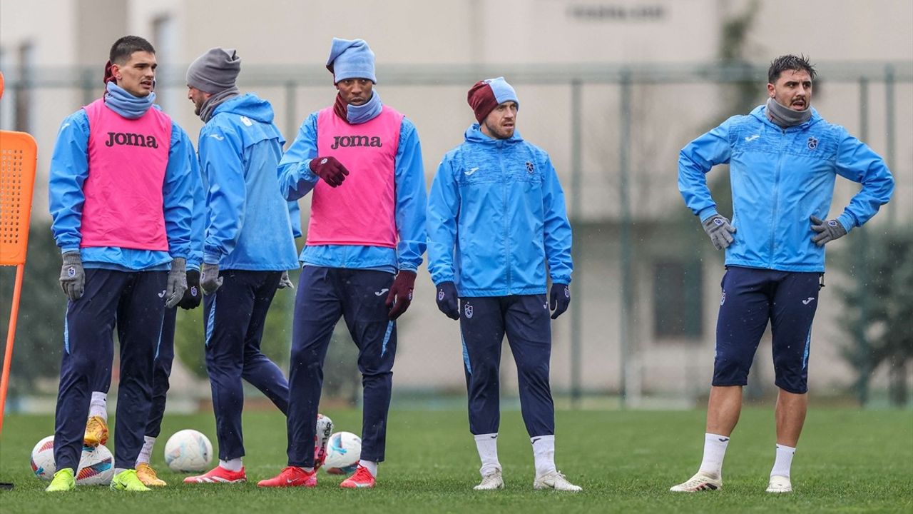 Trabzonspor, Gaziantep FK Maçı Hazırlıklarını İki Antrenmanla Devam Ettiriyor
