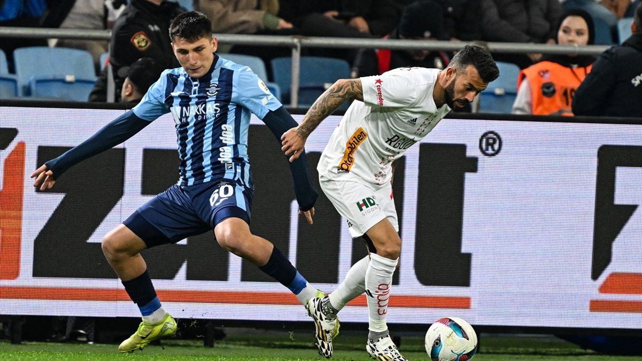 Trendyol Süper Lig: Adana Demirspor ve Onvo Antalyaspor İlk Yarıda Berabere Kaldı