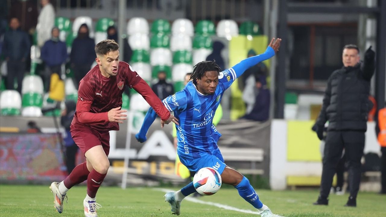 Trendyol Süper Lig: Sipay Bodrum FK, Atakaş Hatayspor'u İlk Yarıda 1-0 Geçiyor