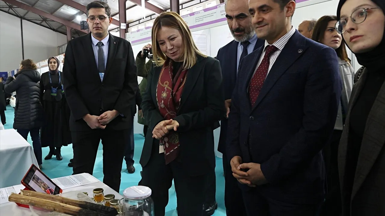 TÜBİTAK 56. Lise Öğrencileri Araştırma Projeleri Bölge Yarışması Samsun'da Başladı