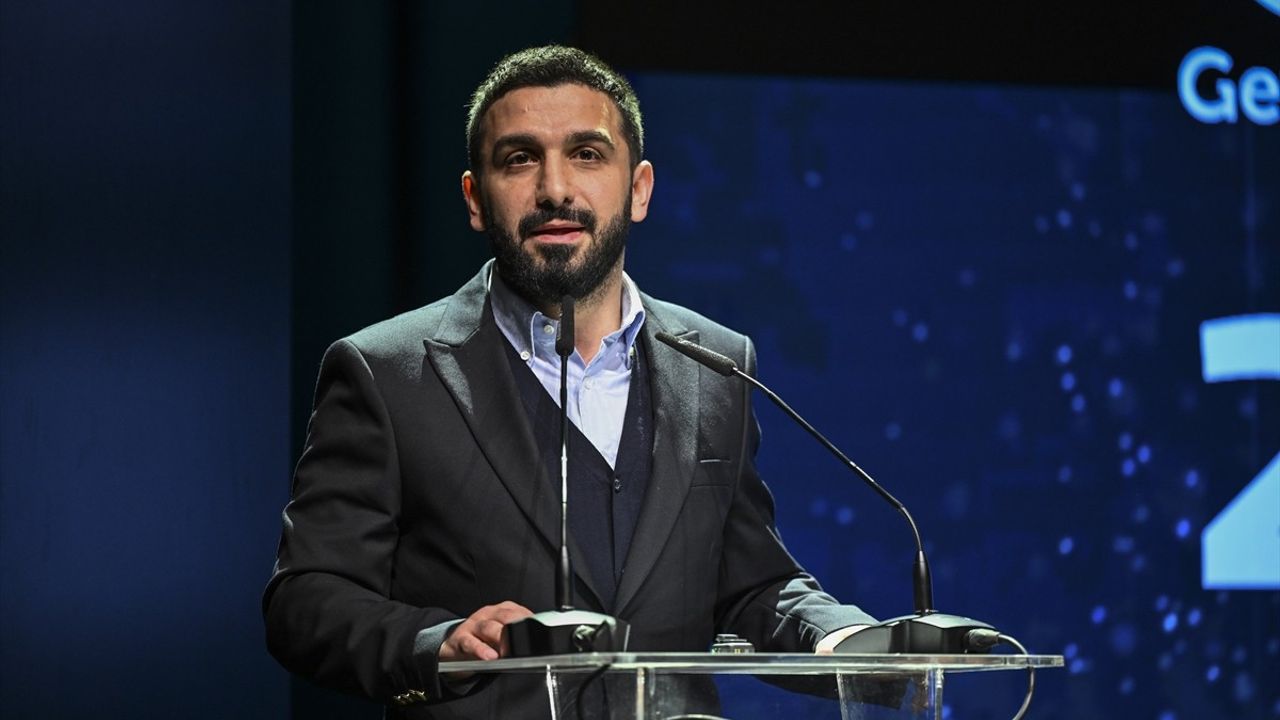 TÜGVA Genç Yönetici Okulu 2025 Zirve Programı İstanbul'da Başladı